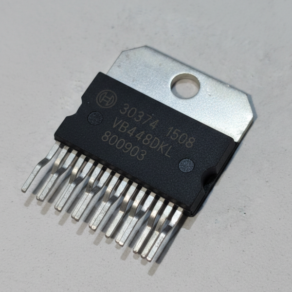 BOSCH 30374 / Pilote d’allumage/ injecteur BOSCH